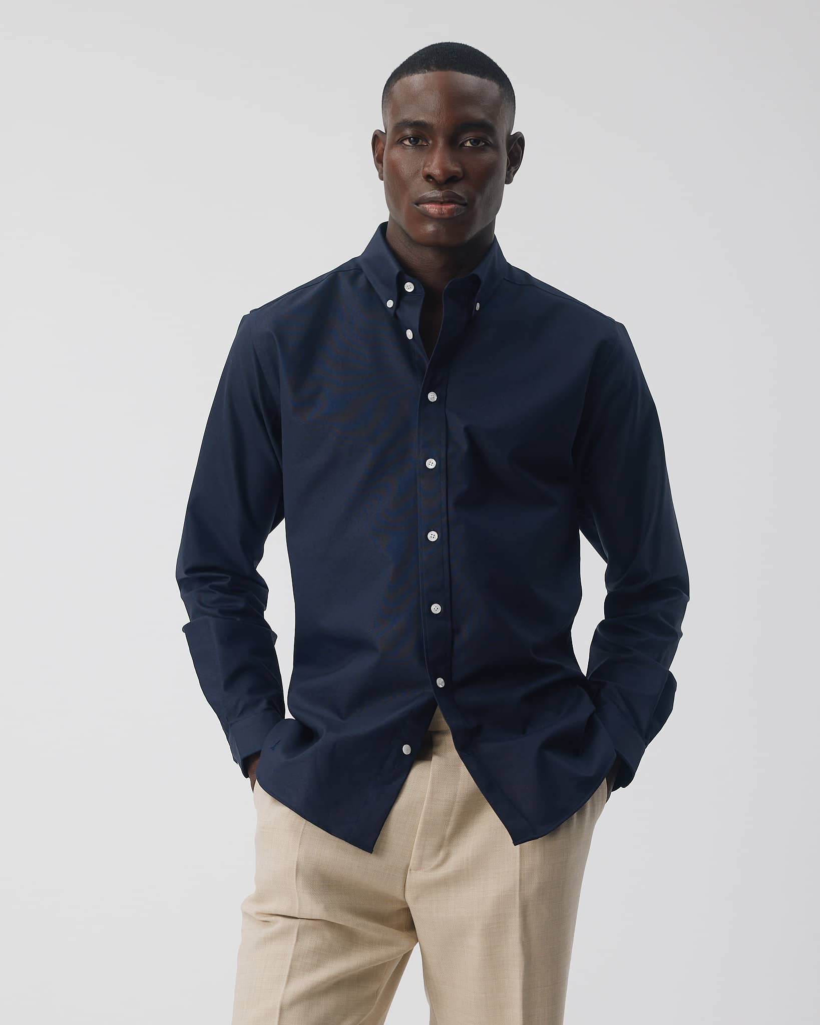 info_Model: 193 cm/84 kg in Slim L Long (41-42)